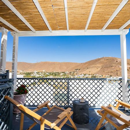 5 Traditional Suites Livadi  Esterno foto